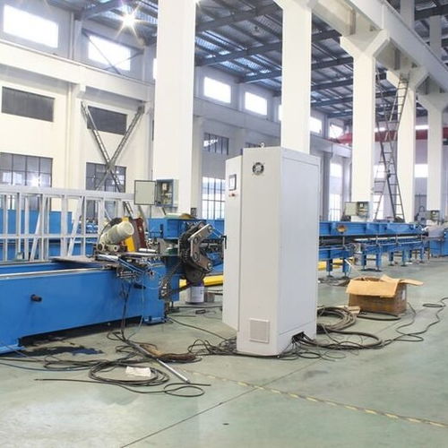 可靠久進(jìn)五金機(jī)械廠 硬質(zhì)快速卷簾門與成型機(jī)的卓越制造，讓五金鋼材應(yīng)用更安心